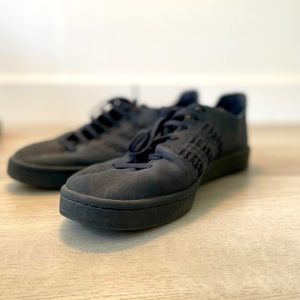 Rare adidas wings and horns shoes size 10